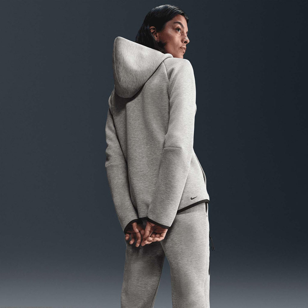 Tech Fleece sweater