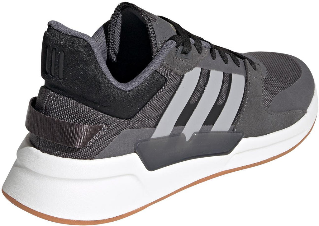Run 90s sneakers
