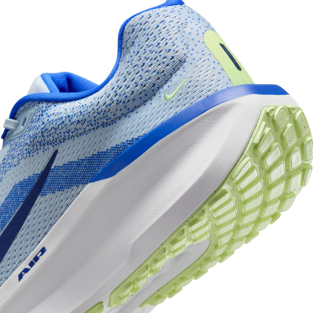 Nike Winflo 11 Mens Road Running Shoes
