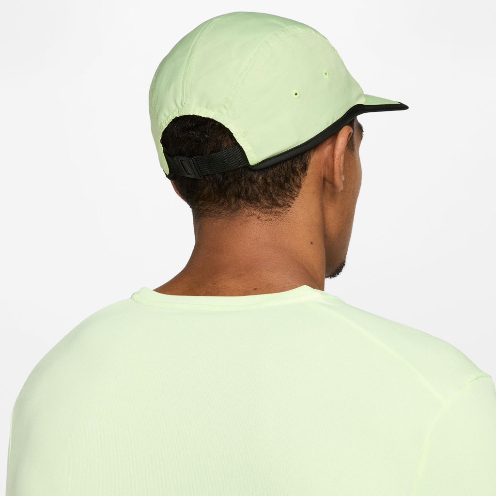 Dri-FIT Fly Unstructured Swoosh pet