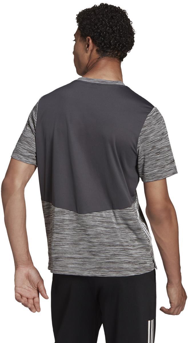 TEE. T-Shirt