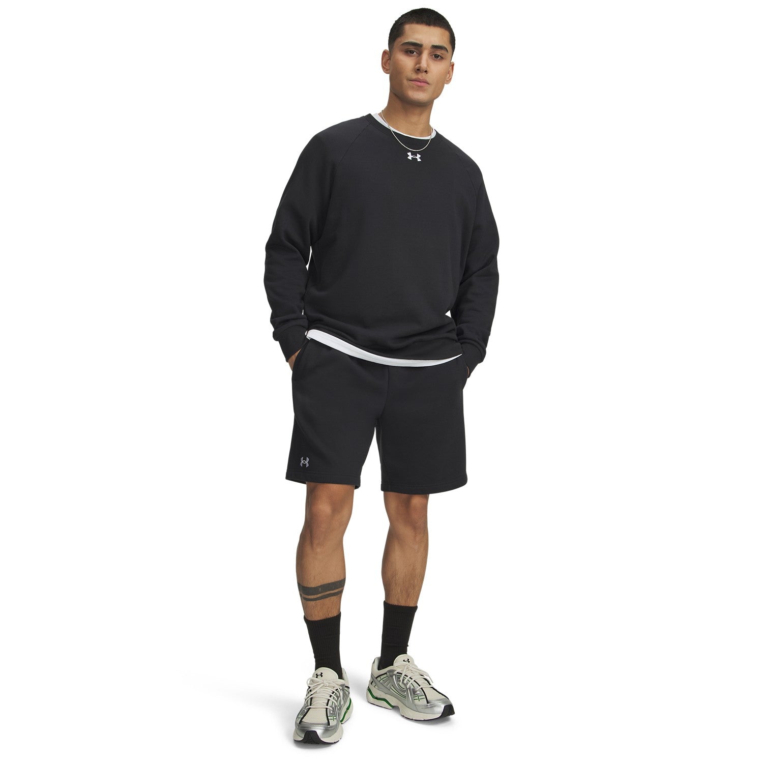 Rival Fleece short