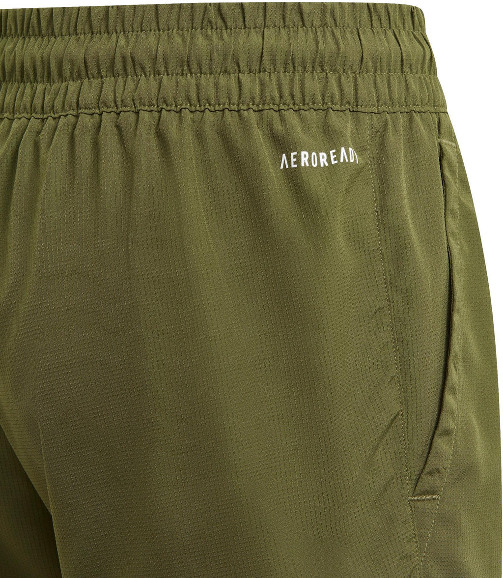 B Club Short