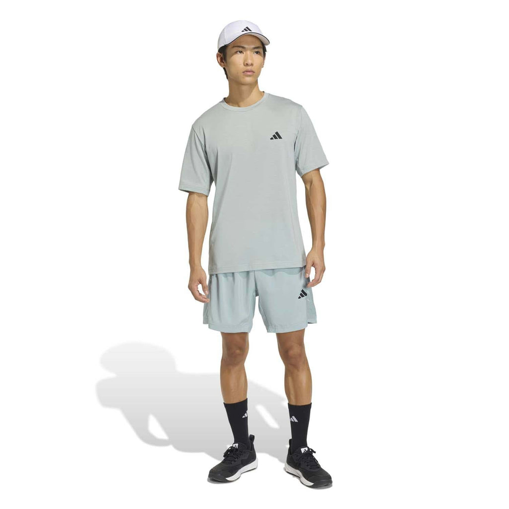 We Fitness T-shirt training