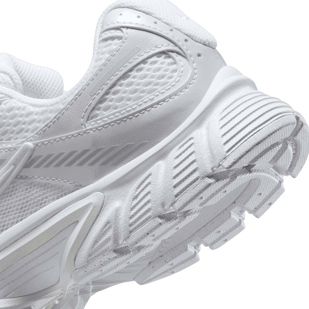 V5 RNR sneakers