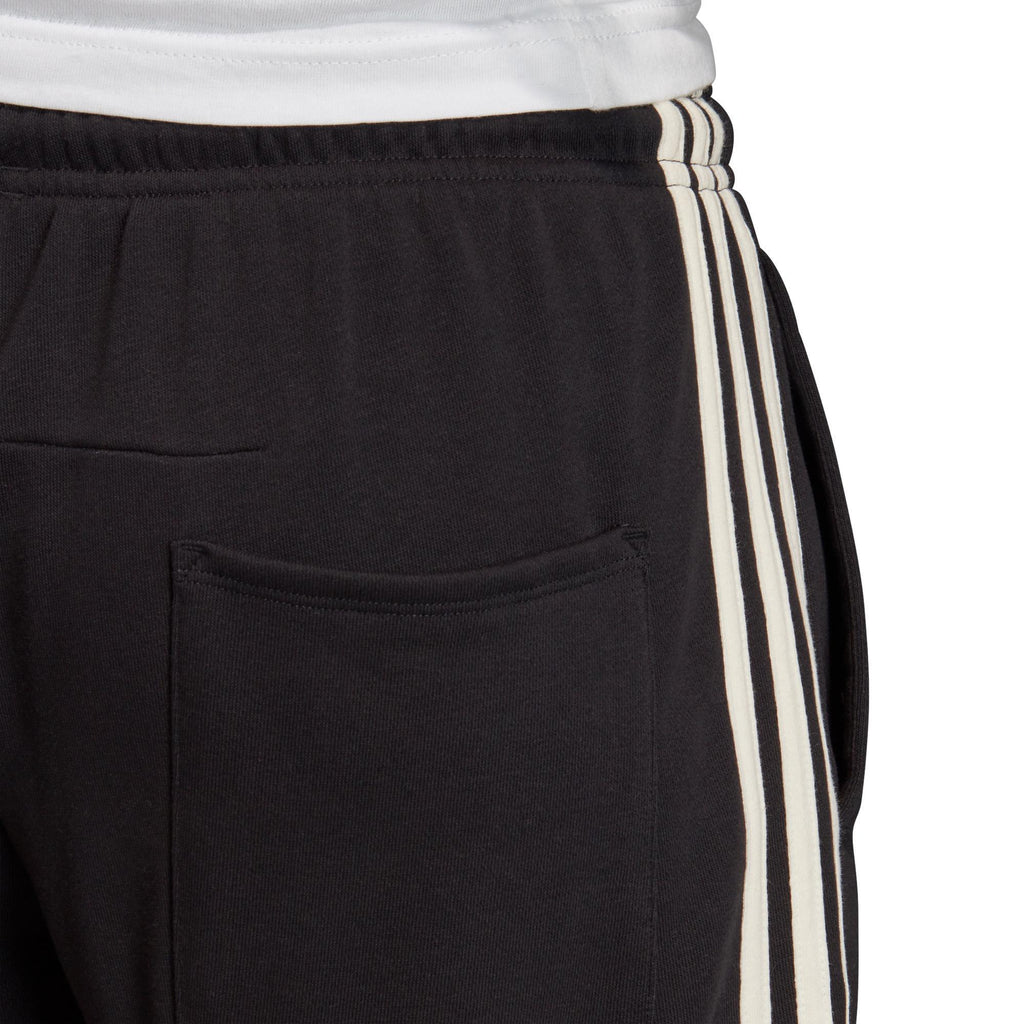 Must Haves short