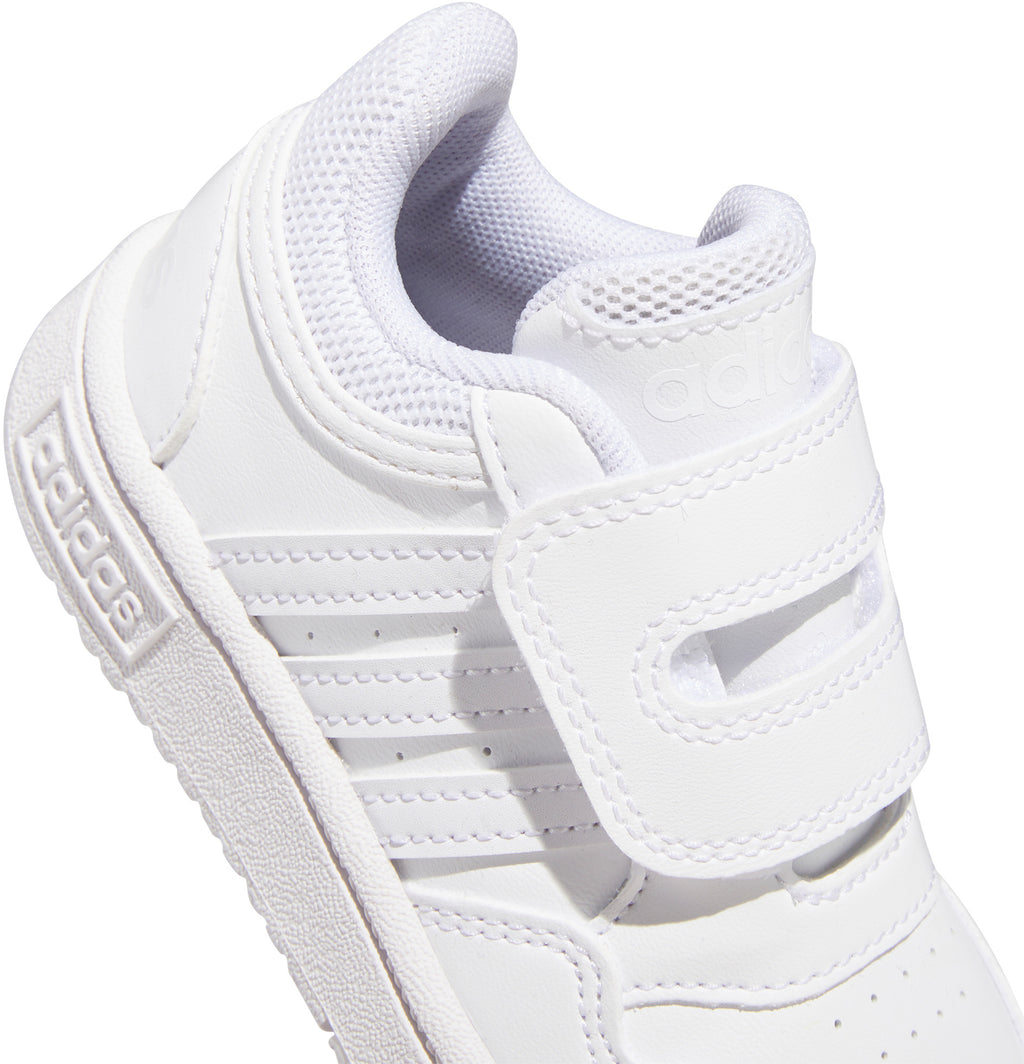 Hoops sneakers