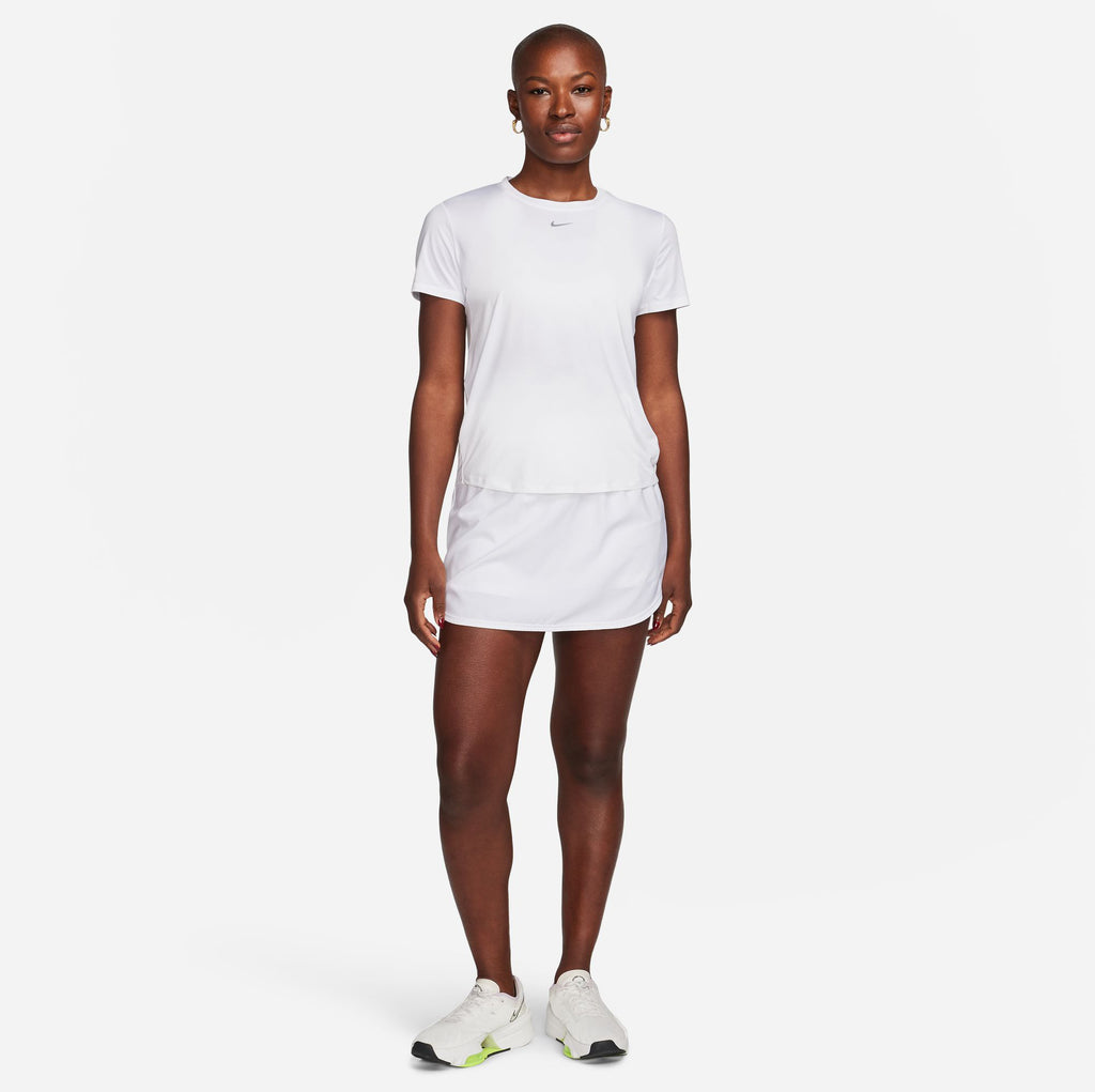 One Classic shortsleeve shirt