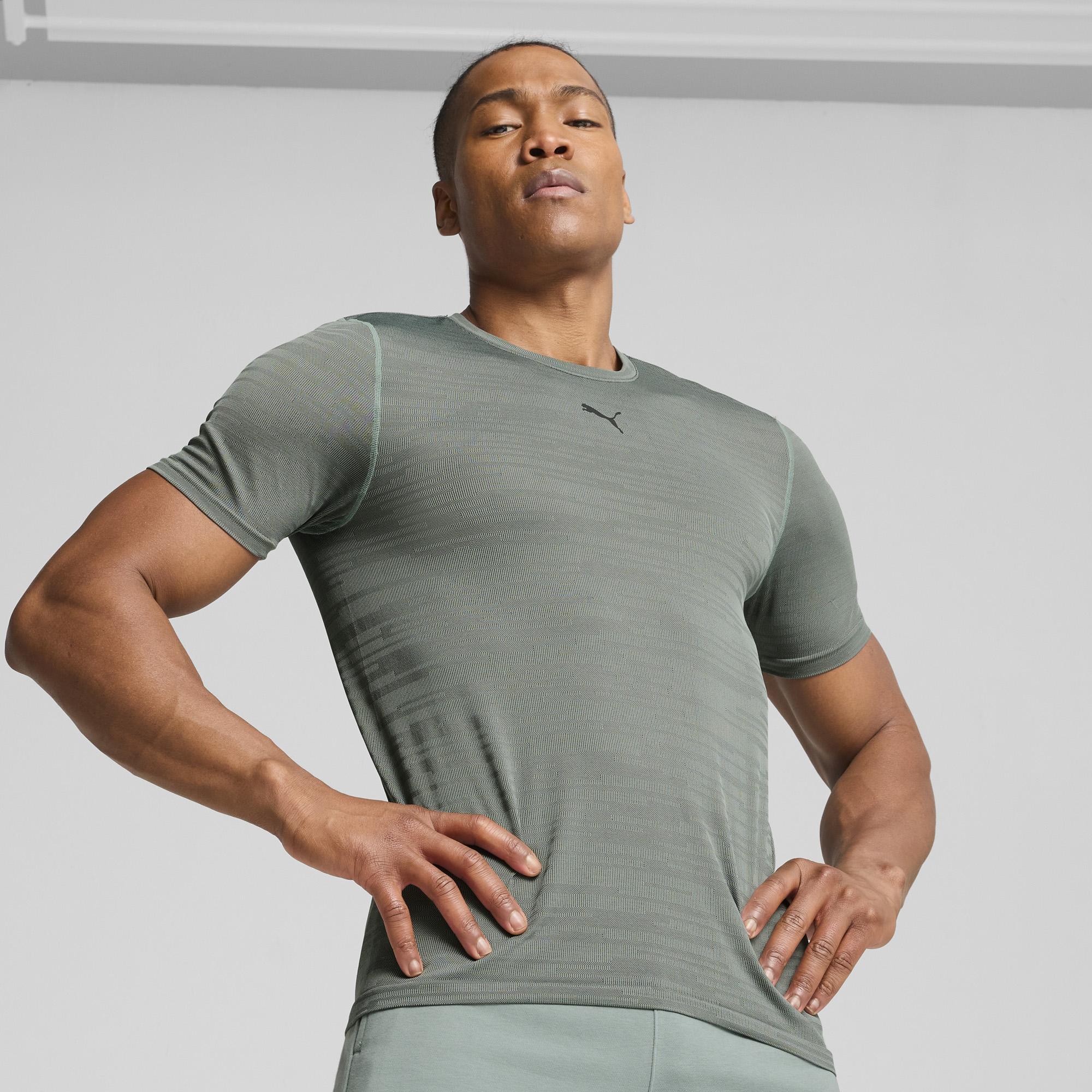 M Tad Tech Seamless Tee