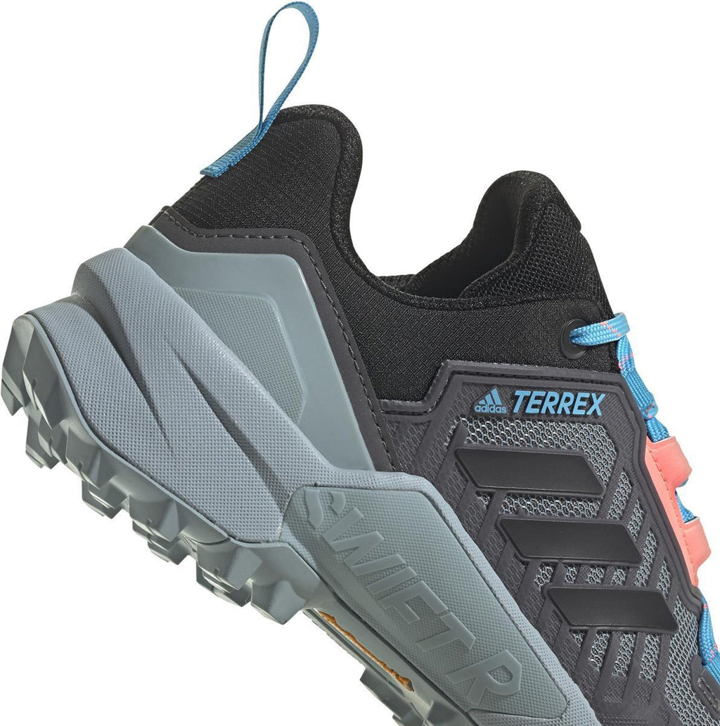 Terrex Swift R3 W