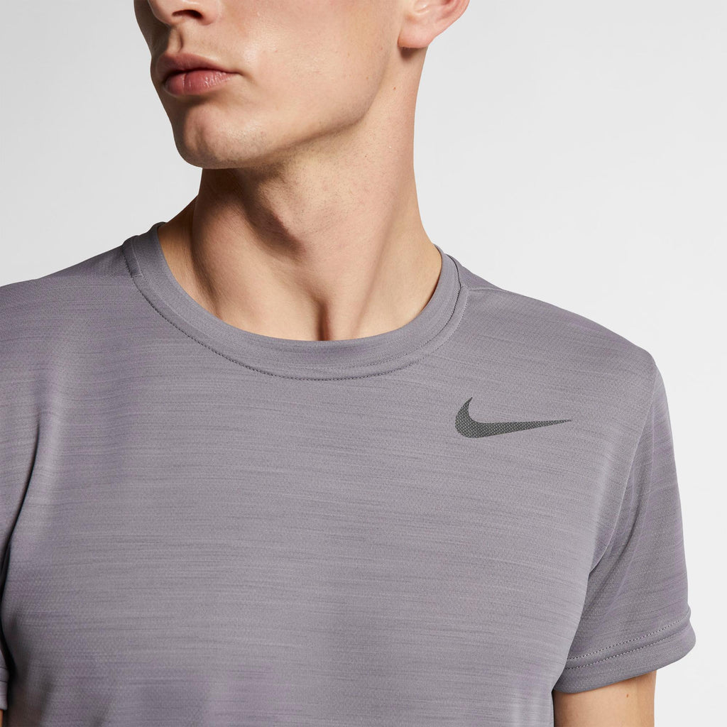 nike superset men's short-sleeve tr