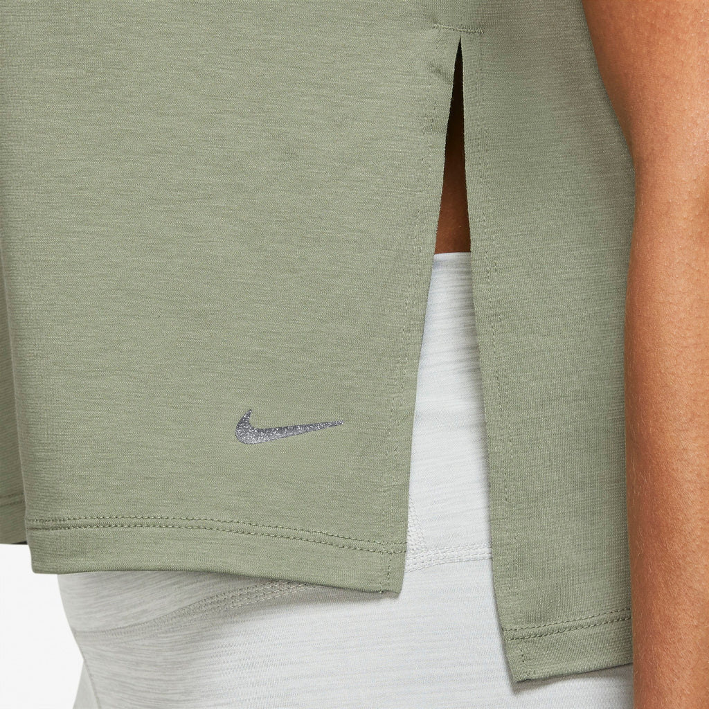 Yoga Dri-FIT shortsleeve shirt