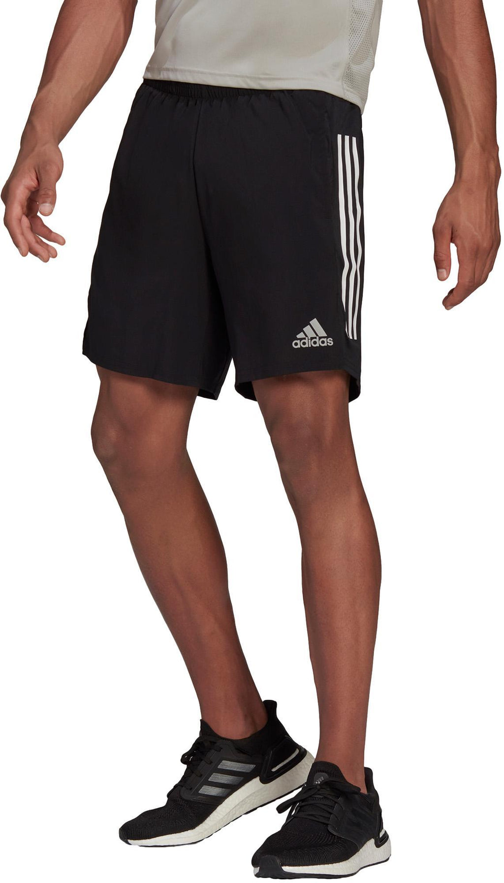 Own The Run 3-Stripes short