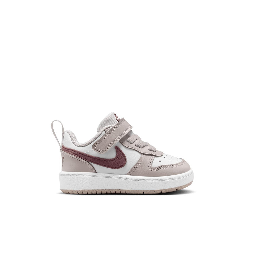 Court Borough Low Essential+  Sneakers