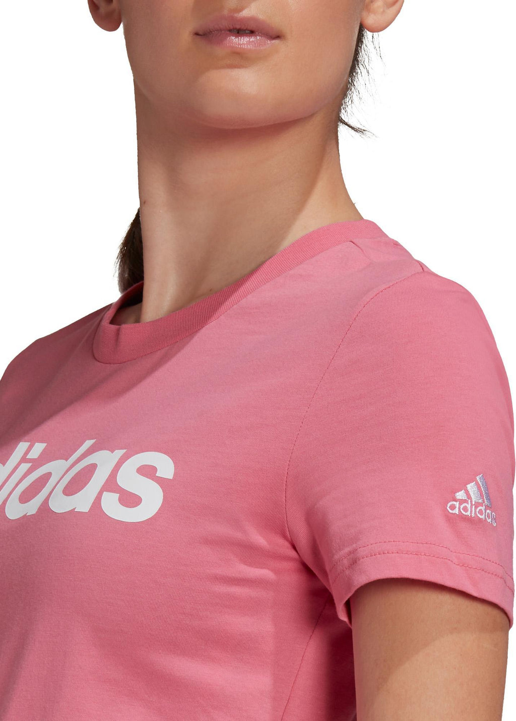 LOUNGEWEAR Essentials Slim Logo shirt