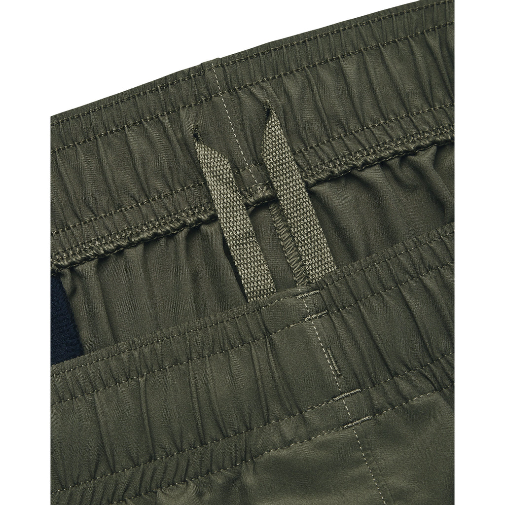 Woven Graphic short