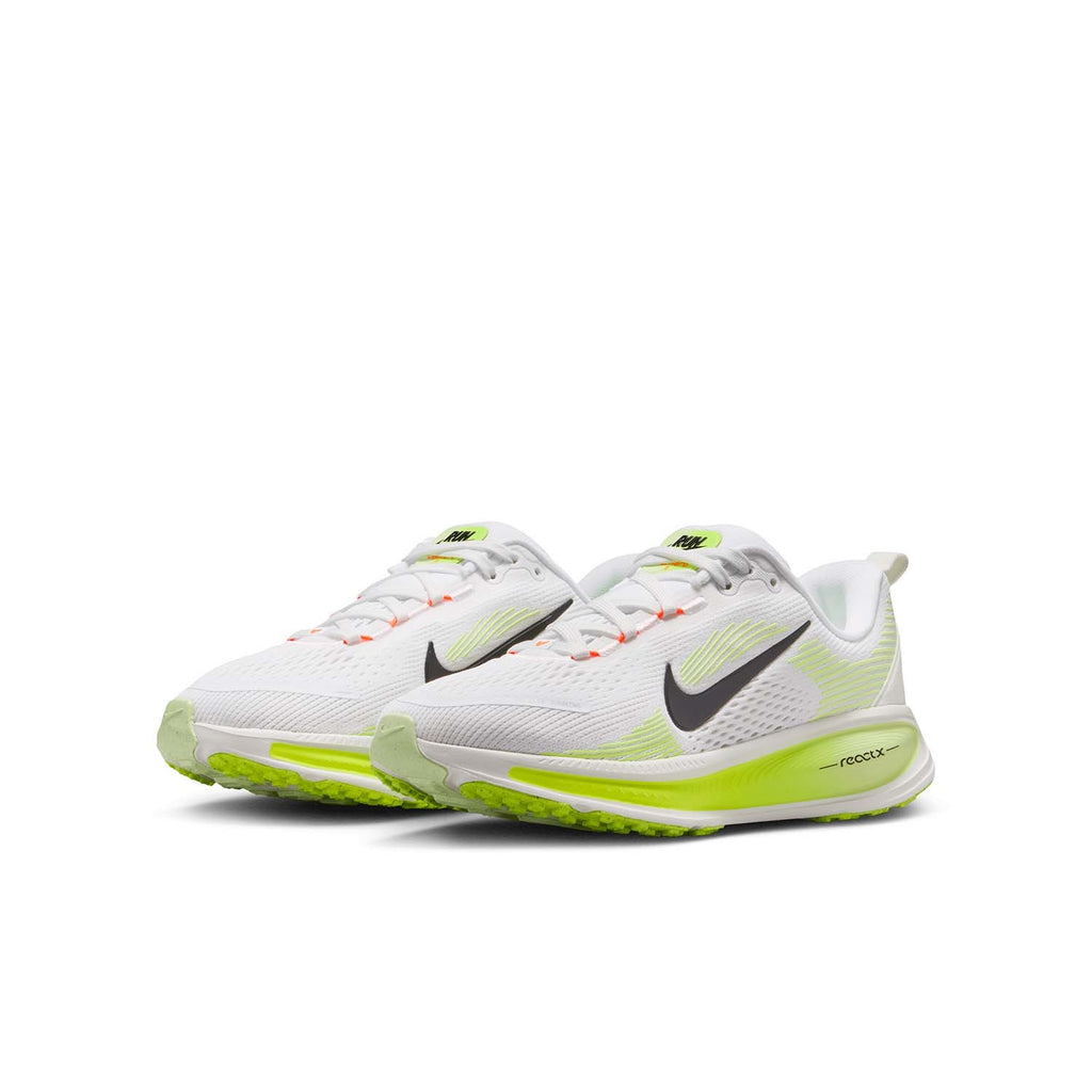 Vomero 18 Big Kids' Road Running Hardloopschoenen
