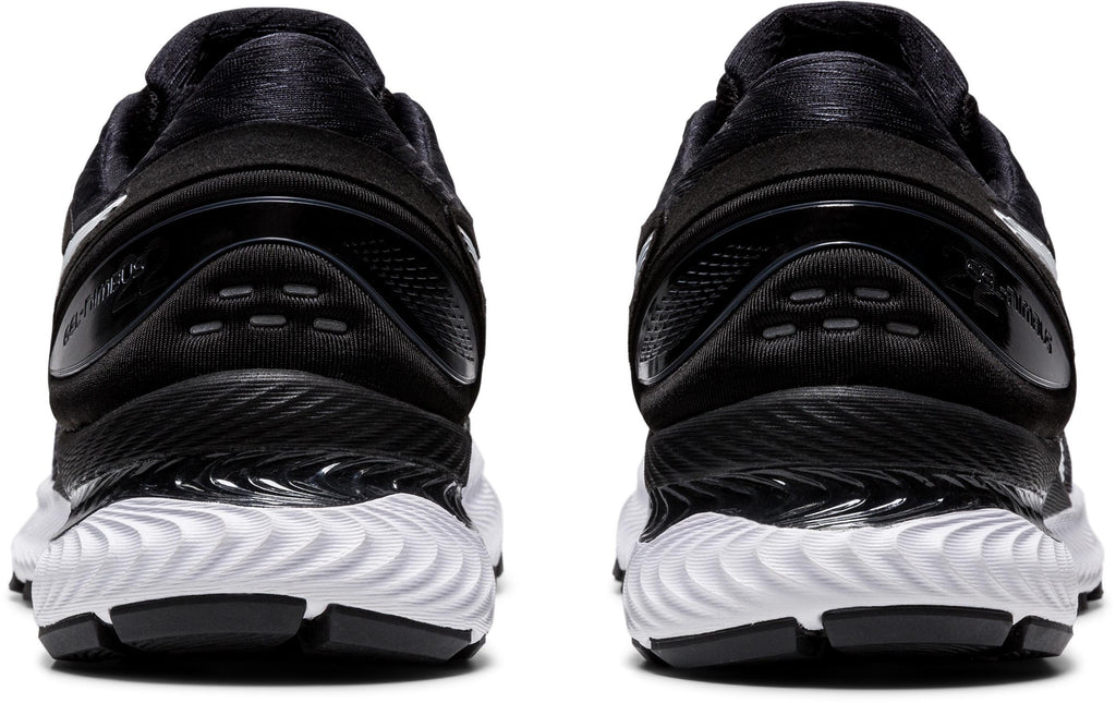 GEL-Nimbus 22 hardloopschoenen