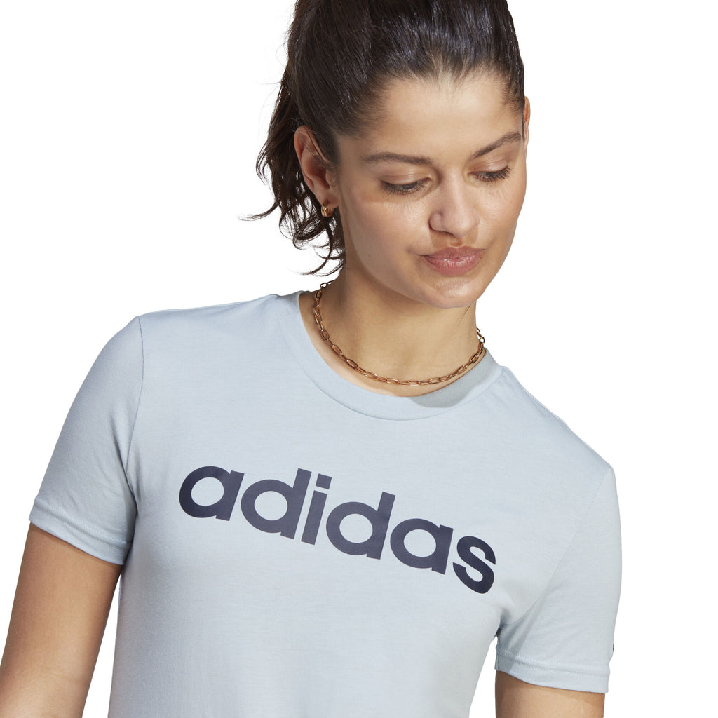LOUNGEWEAR Essentials Slim Logo shirt
