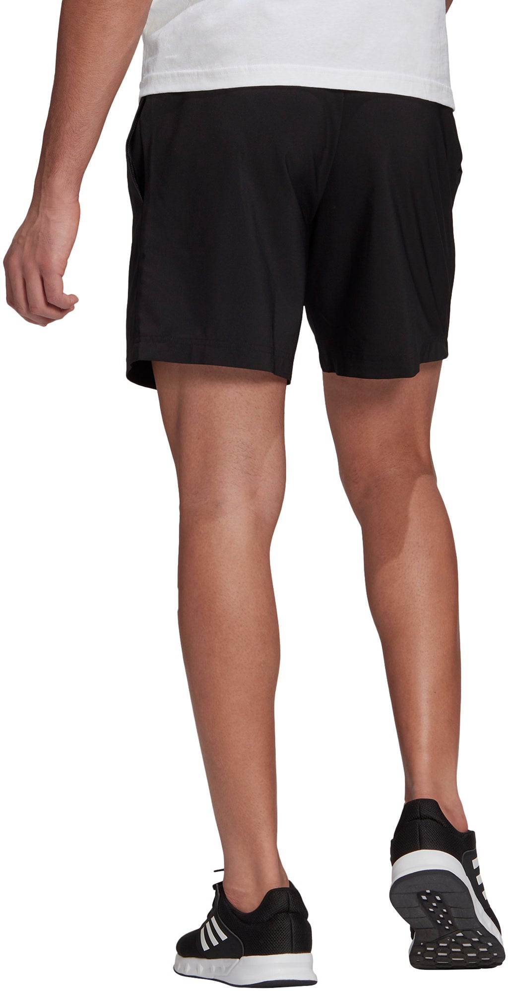 AEROREADY Essentials Chelsea Small Logo Short