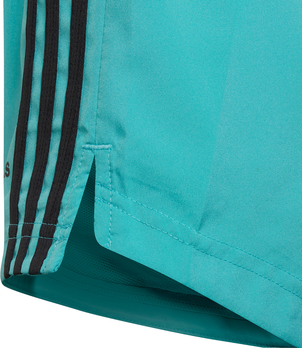Designed To Move 3-Stripes short