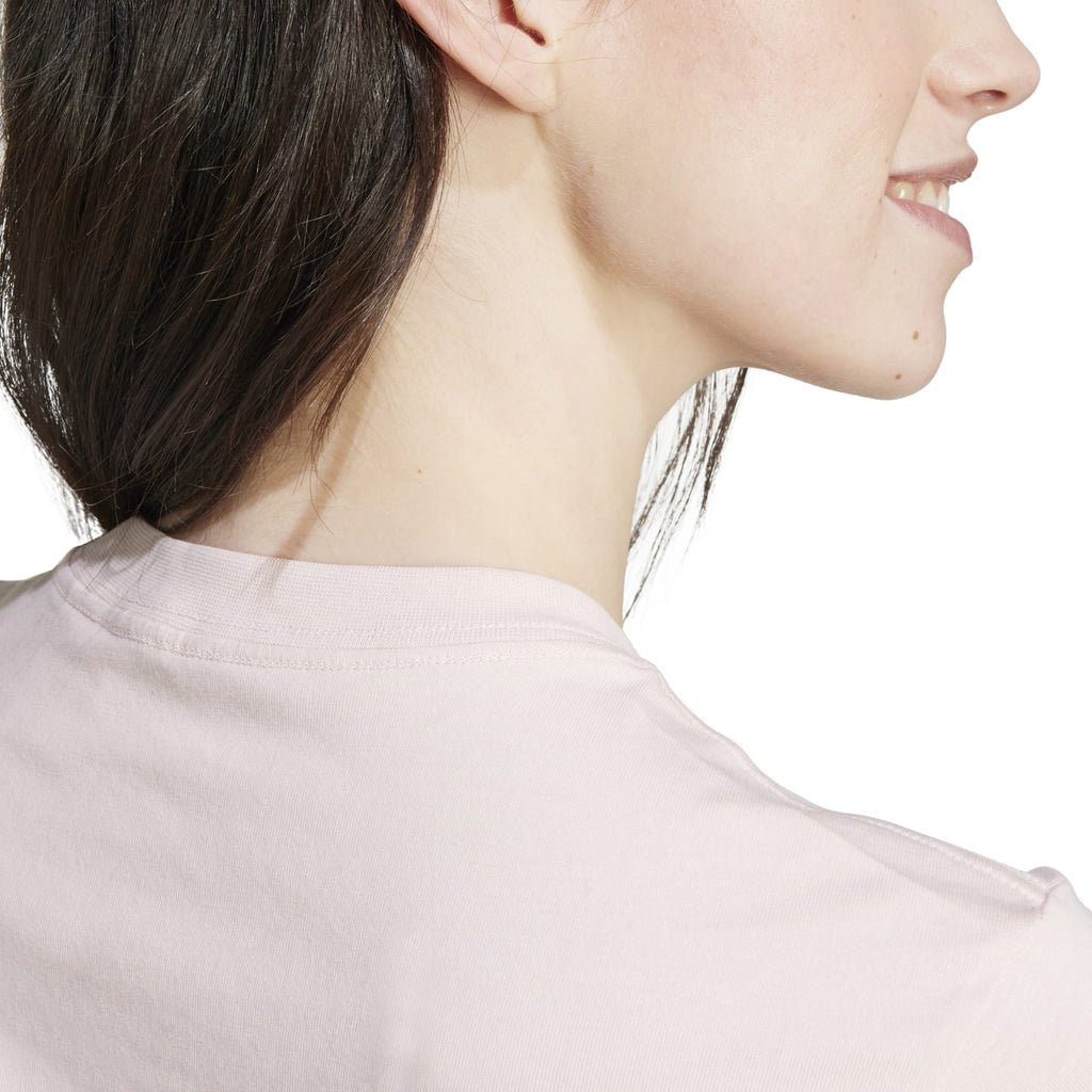 Loungewear Essentials Logo shirt