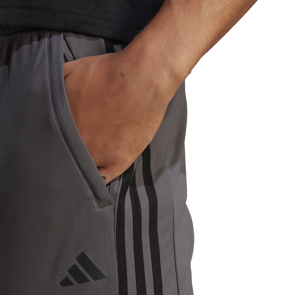Train Essentials 3-Stripes Piqué Trainingsshort
