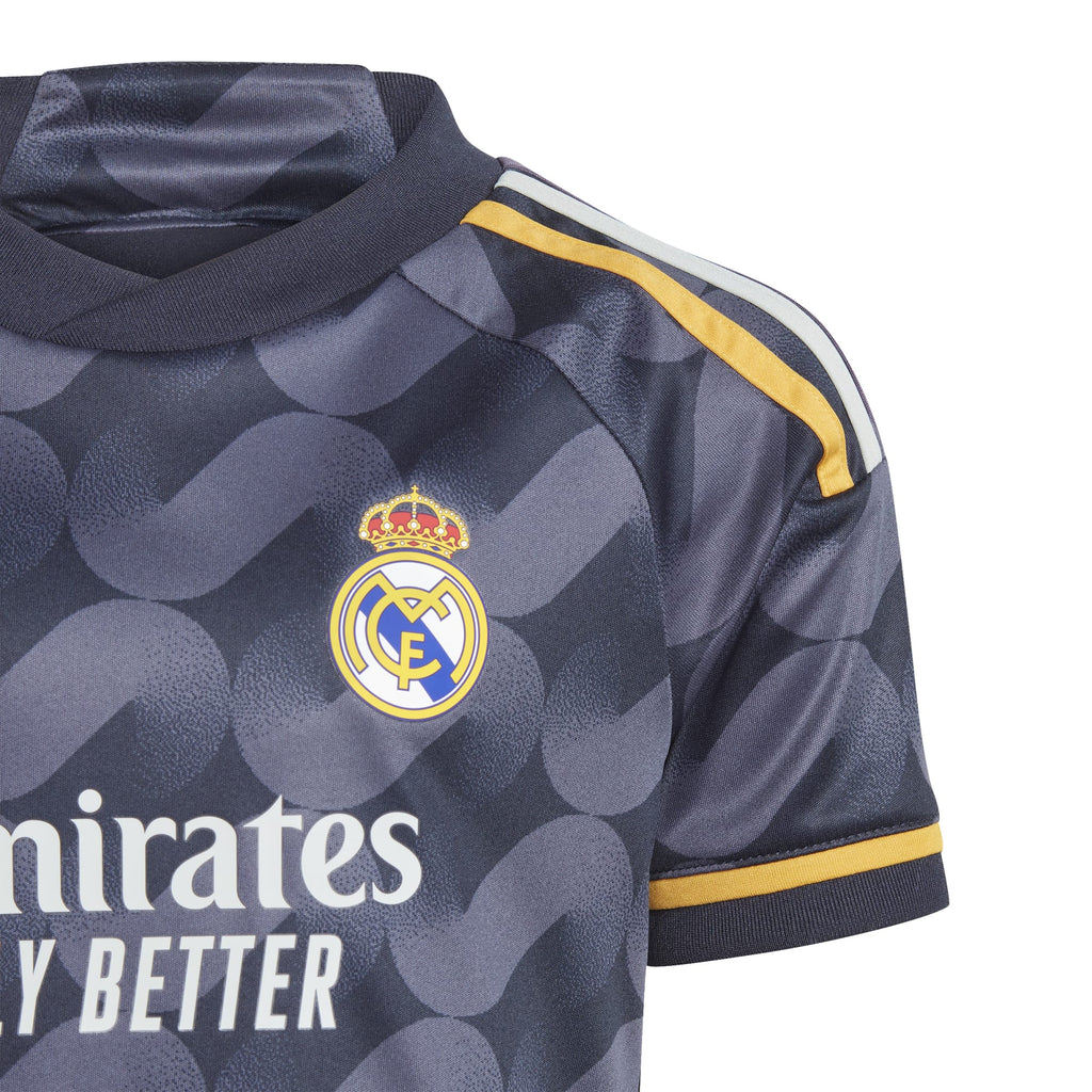 Real Madrid 23/24 mini uittenue