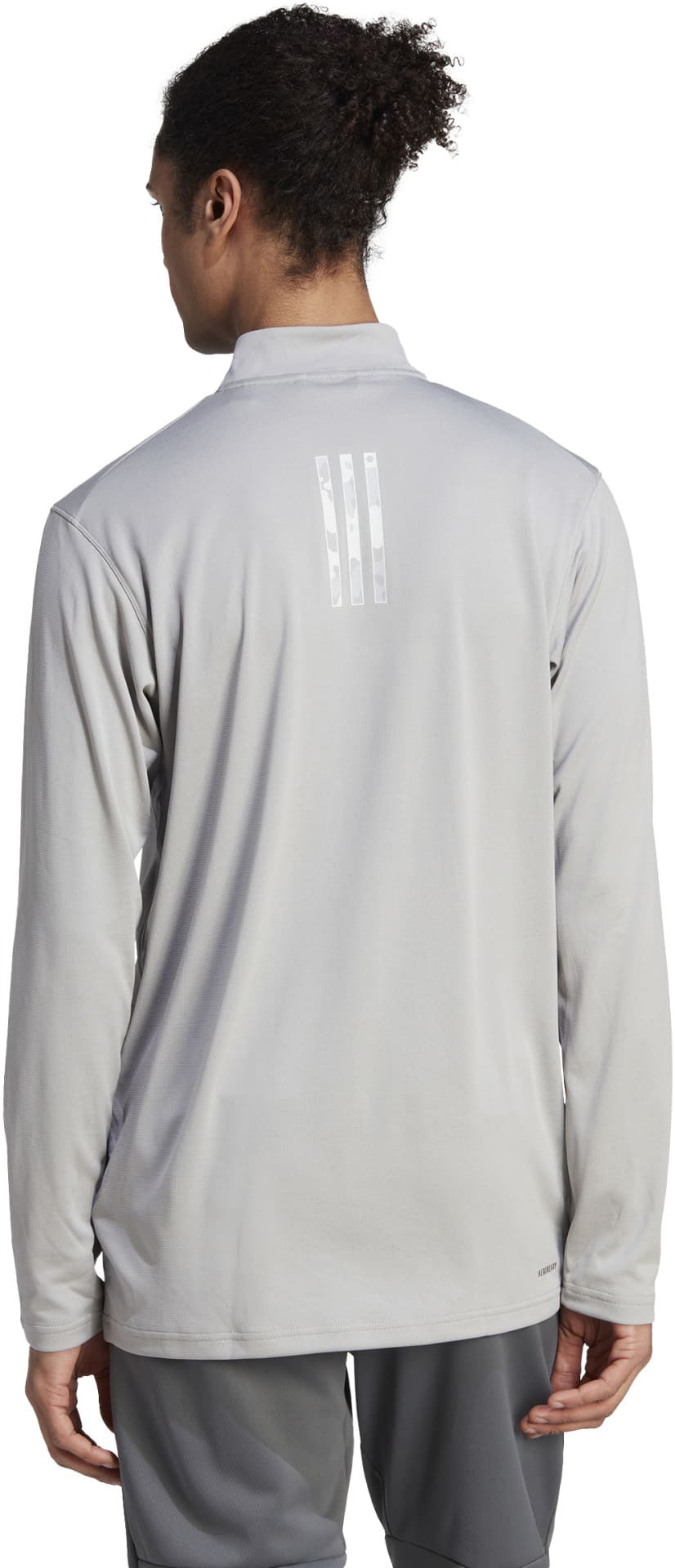 Train Essentials Seasonal Training longsleeve shirt