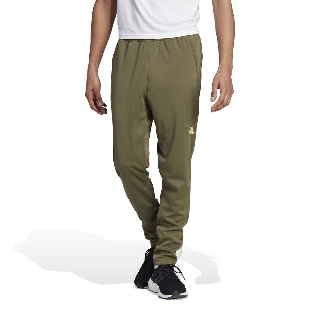 Train Essentials Seasonal Woven trainingsbroek