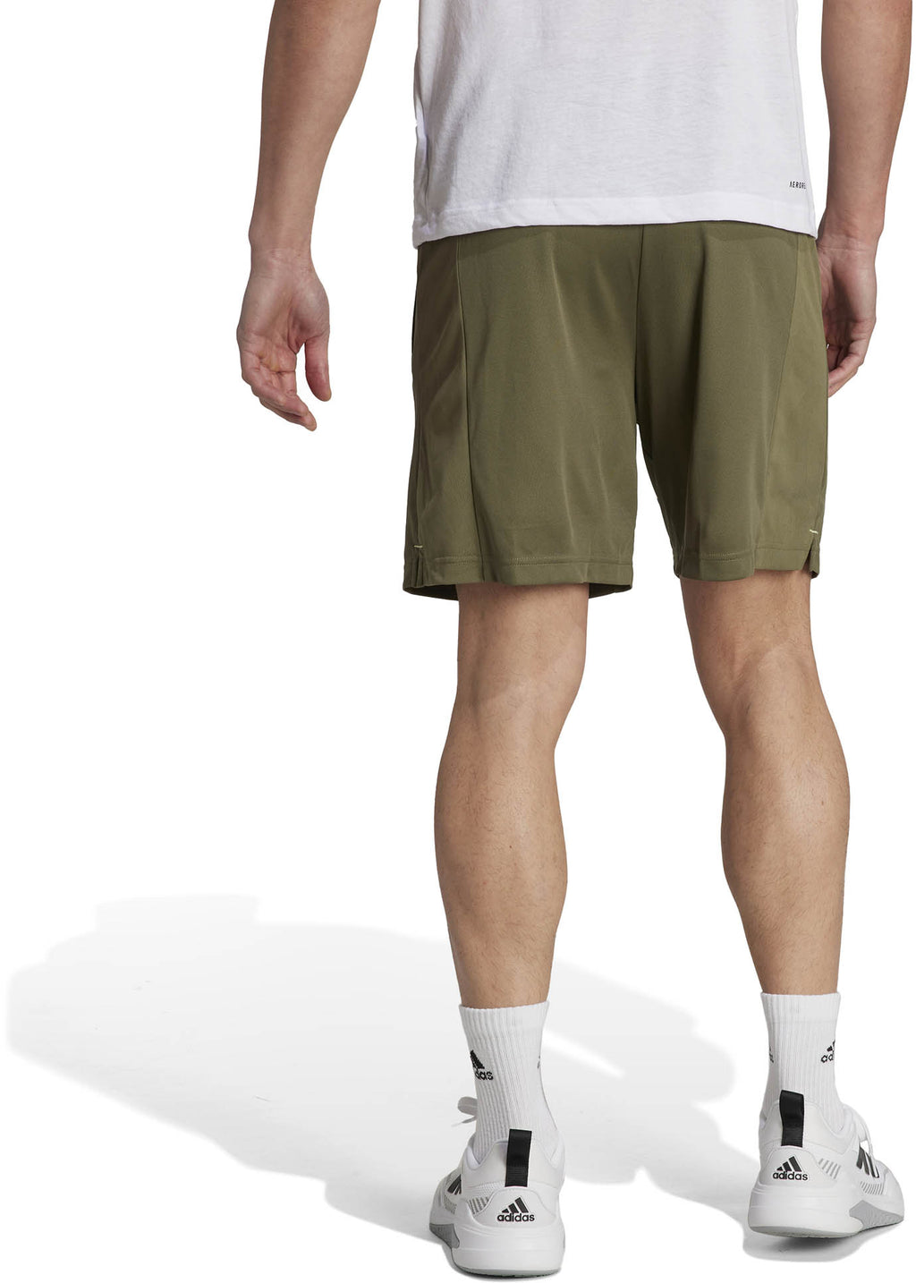 Train Essentials Seasonal Camo short