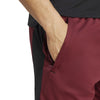 Train Essentials Seasonal Camo short