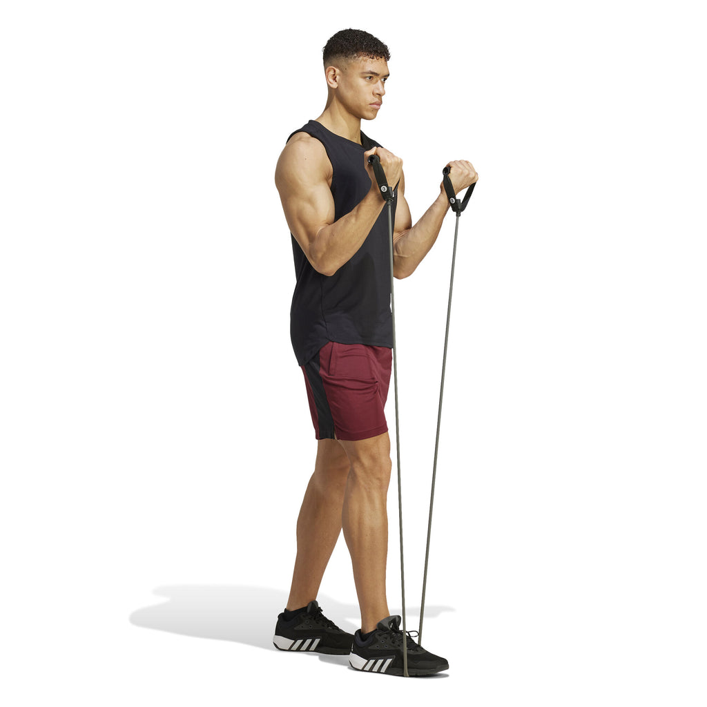Train Essentials Seasonal Camo short