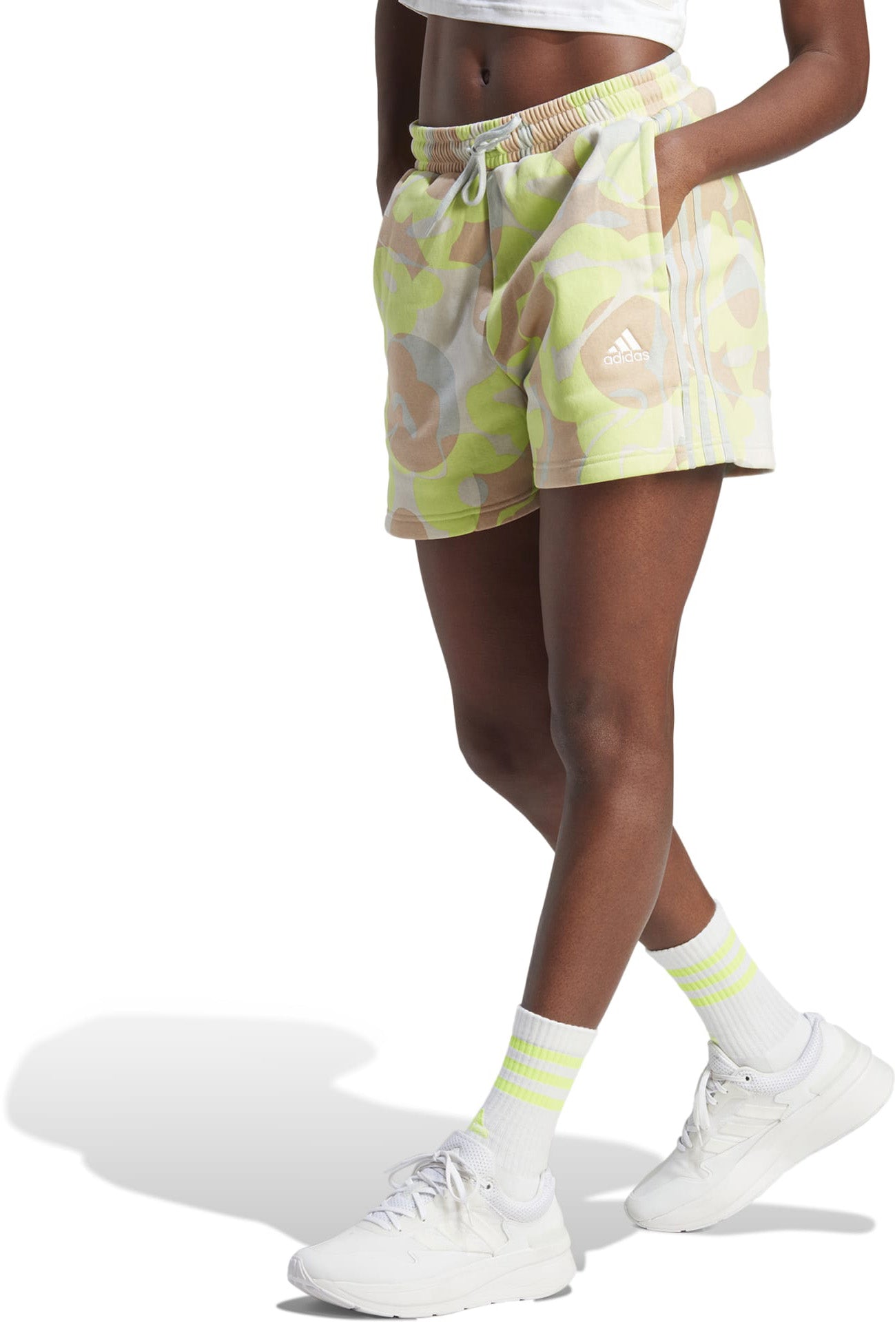 Floral Graphic 3-Stripes Fleece short