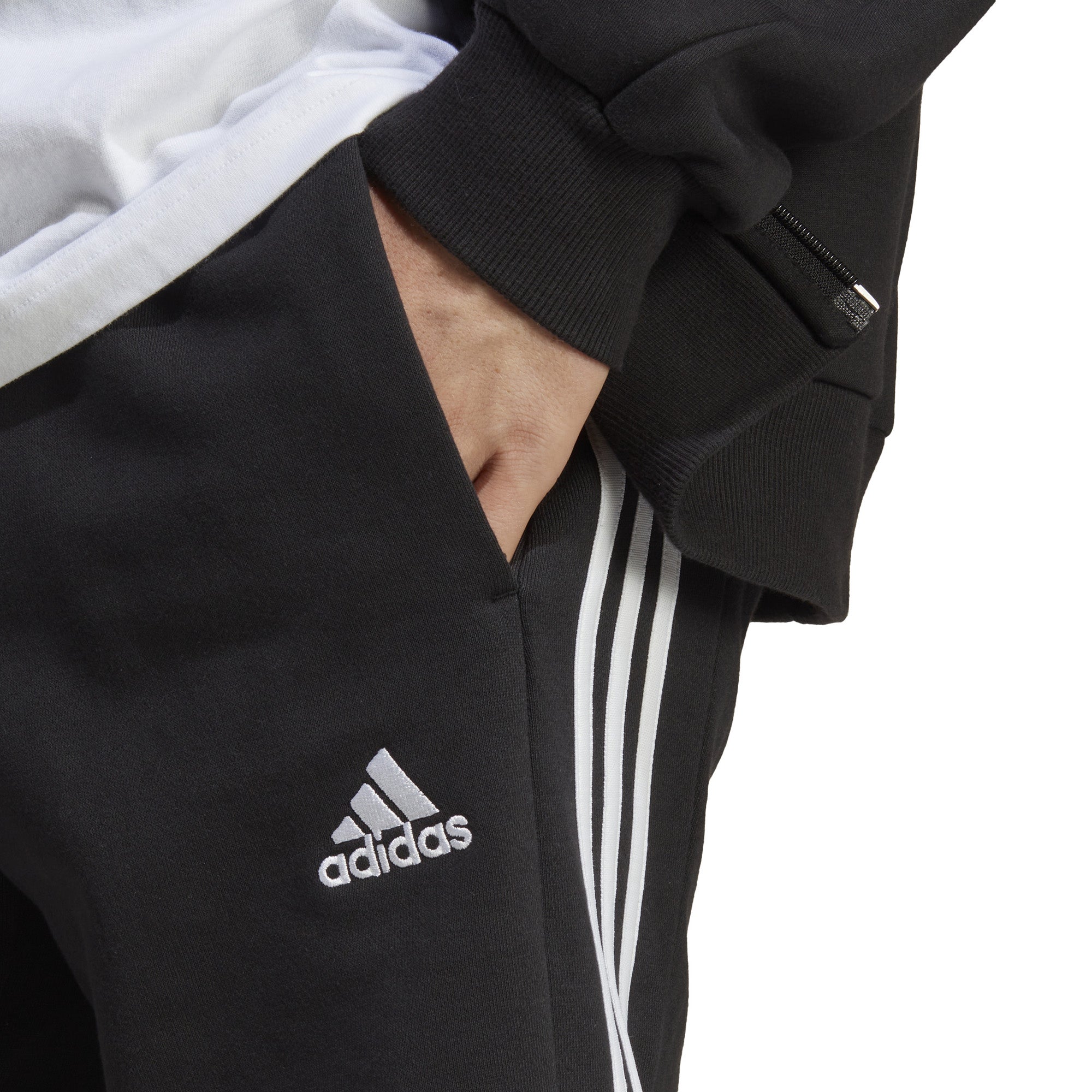 Essentials French Terry 3-Stripes short