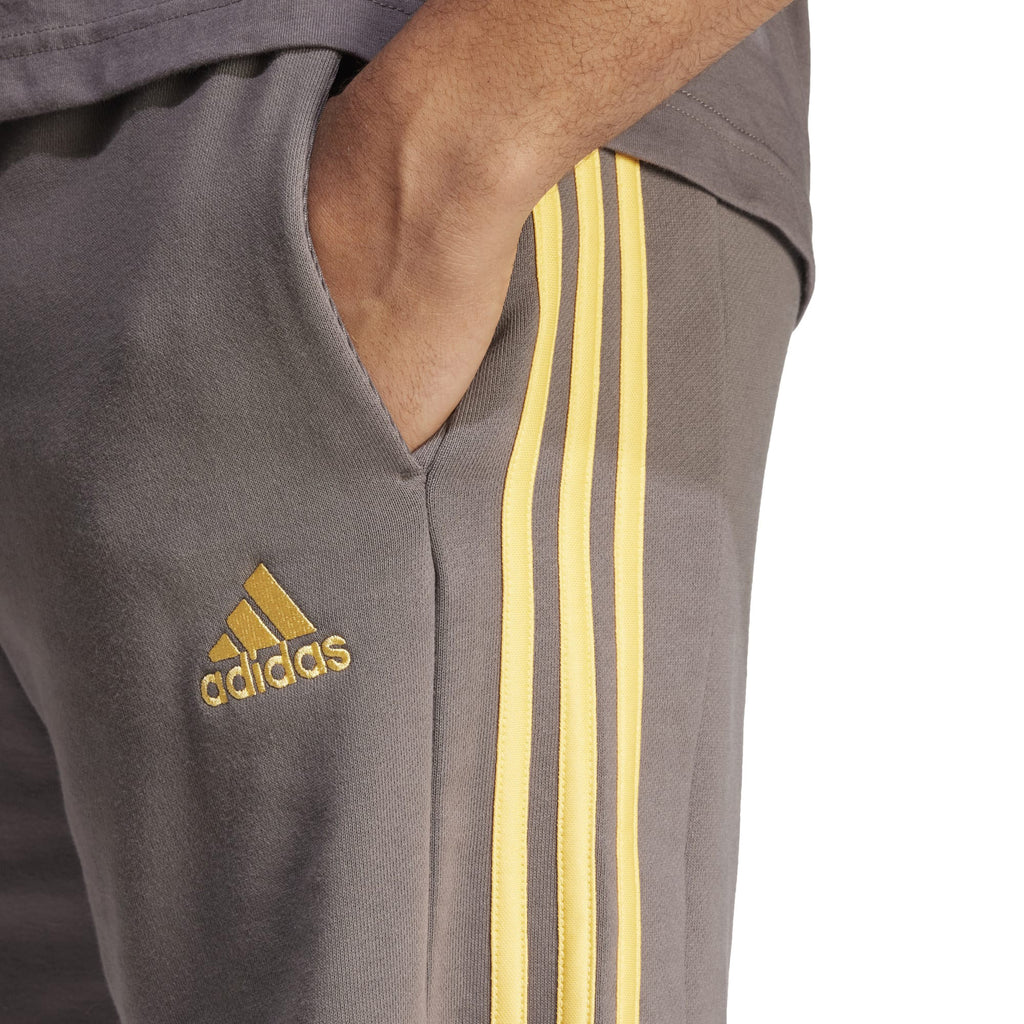 Essentials French Terry 3-Stripes short
