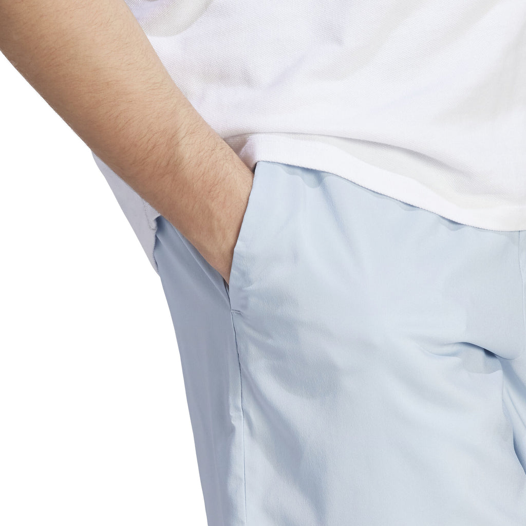 AEROREADY Essentials Chelsea Small Logo short