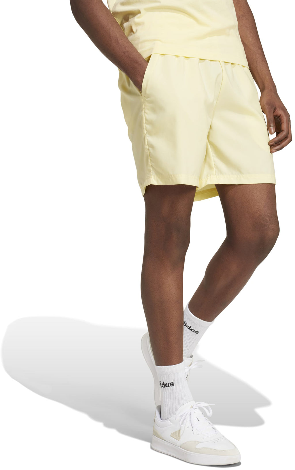 AEROREADY Essentials Chelsea Small Logo short