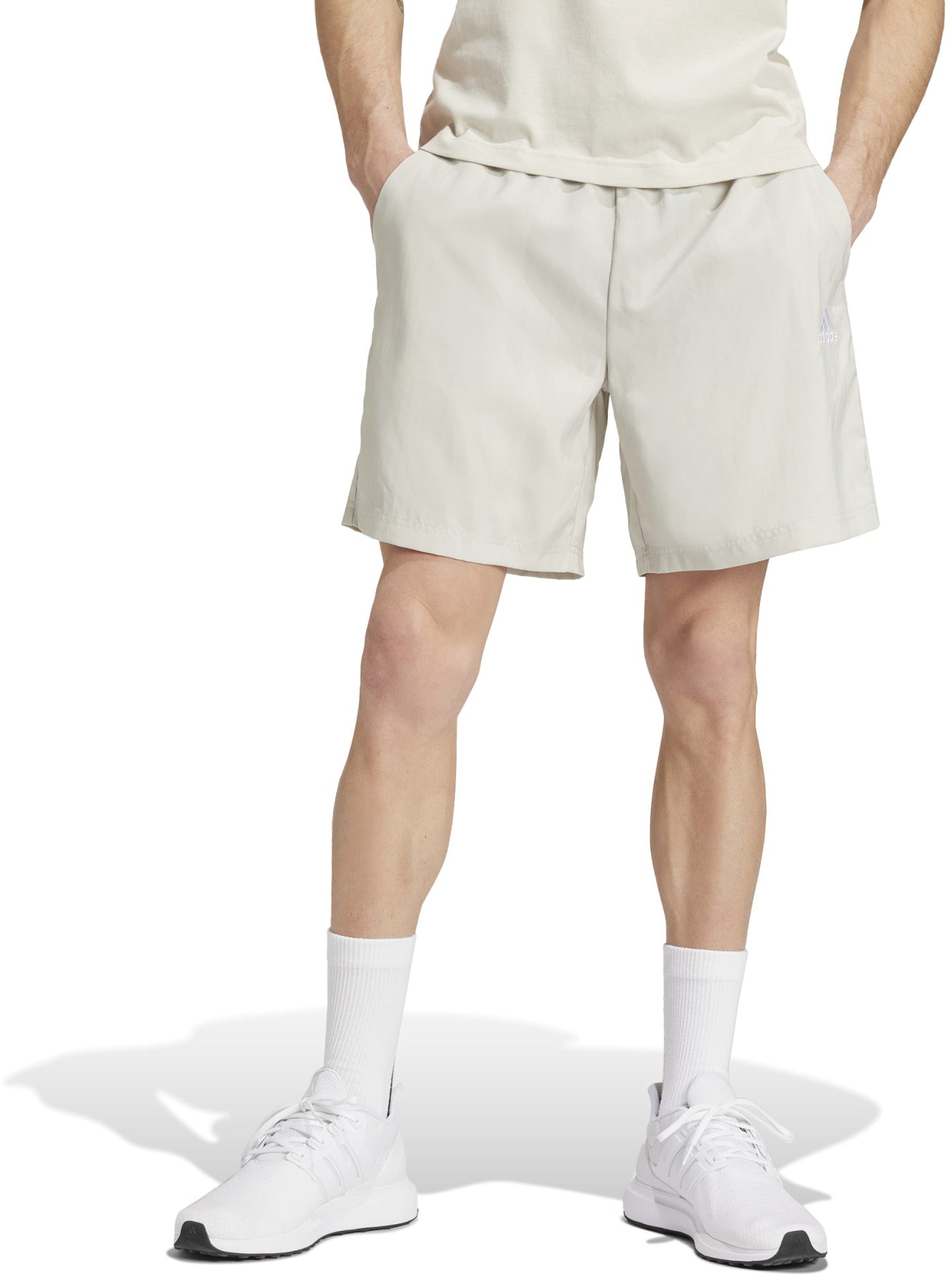 AEROREADY Essentials Chelsea Small Logo short