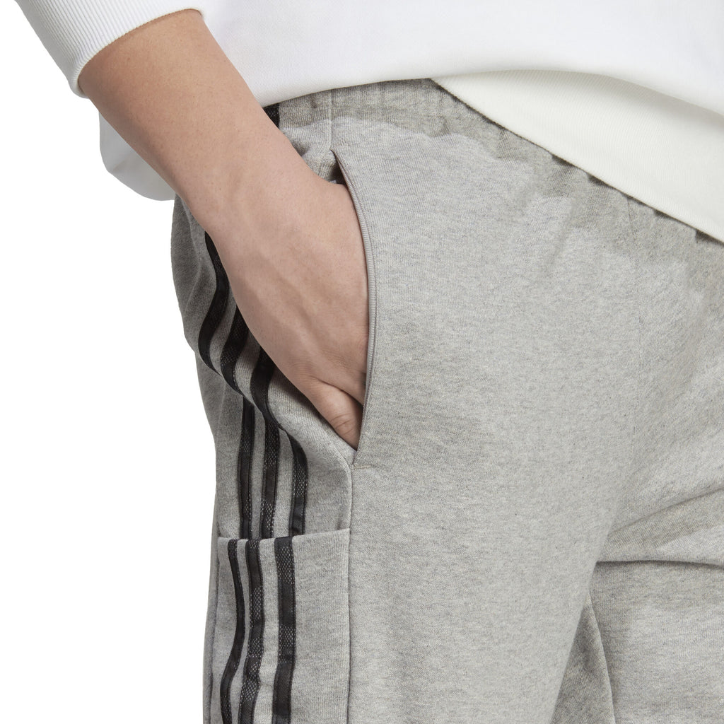 Essentials French Terry Tapered Elastic Cuff 3-Stripes broek