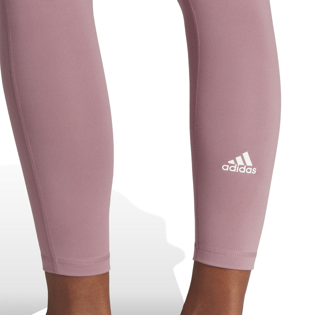 Yoga Essentials High-Waisted legging