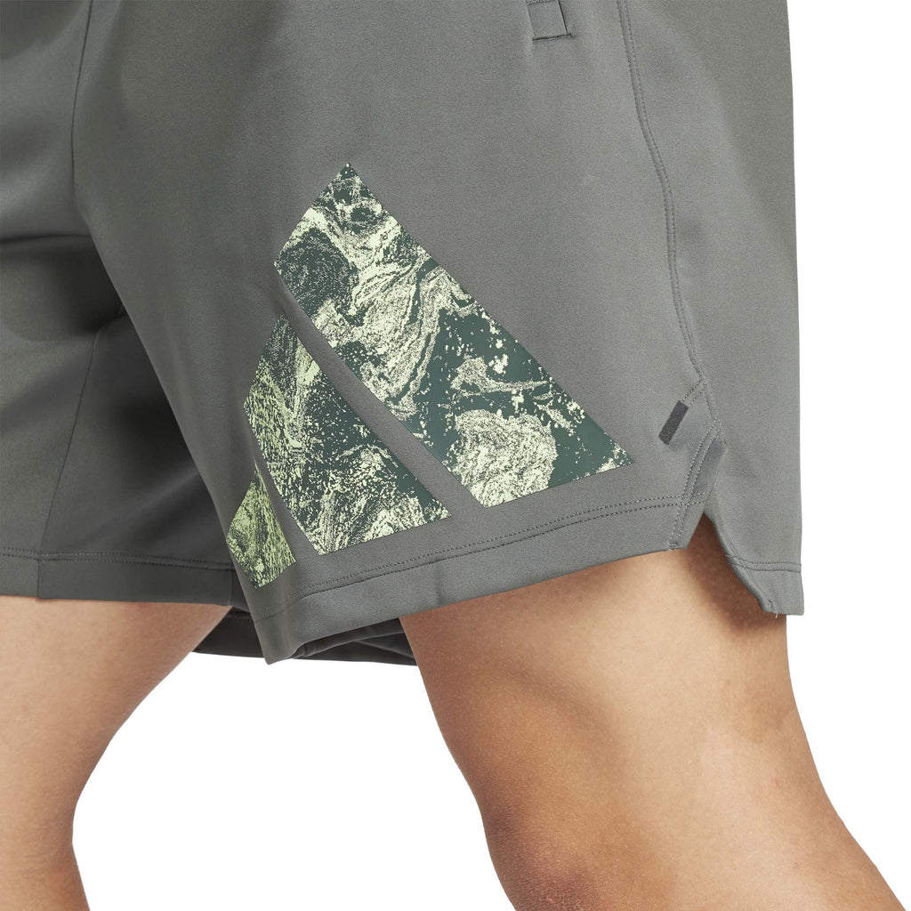 Workout Logo knit short