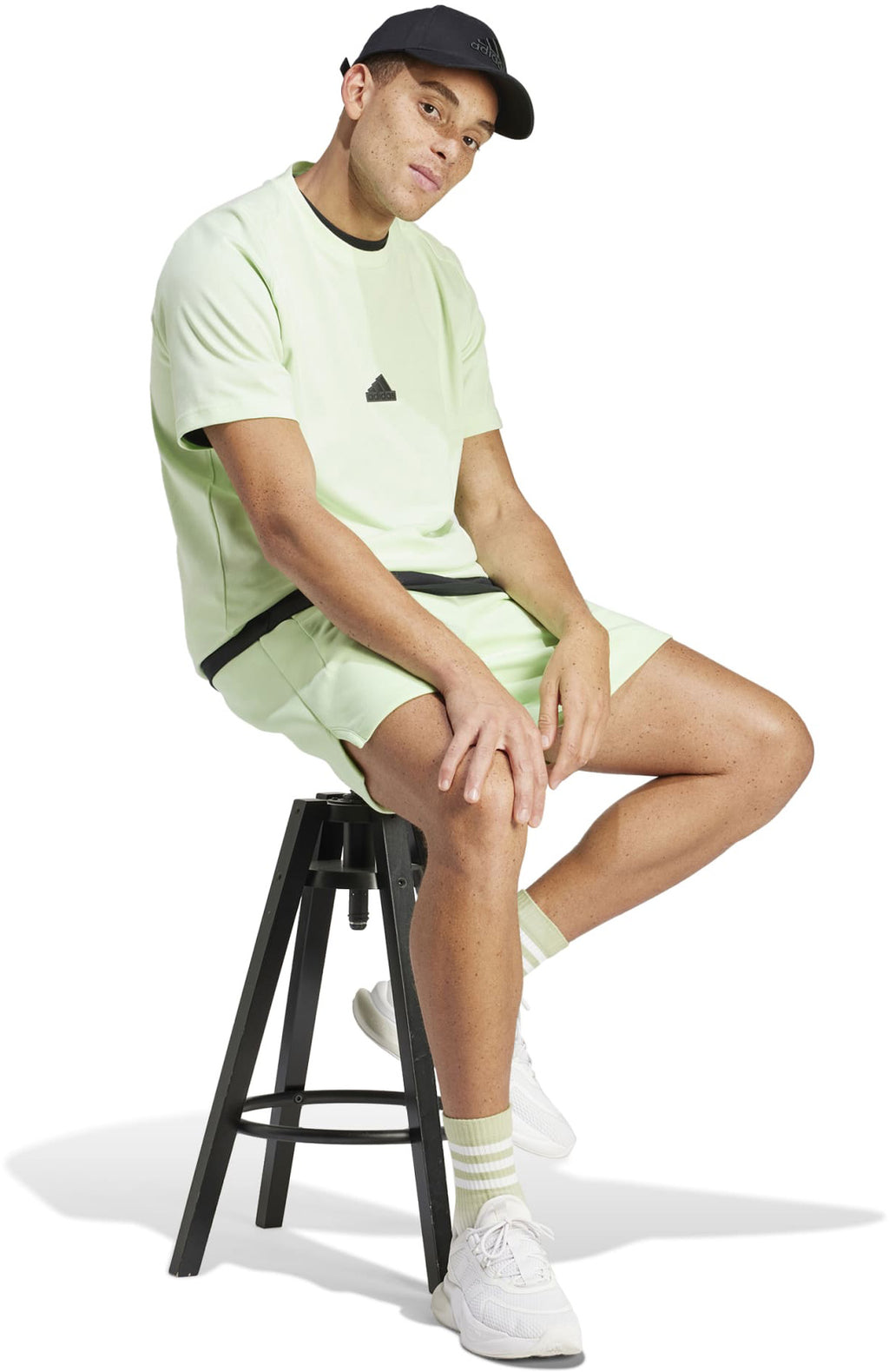 Z.N.E short