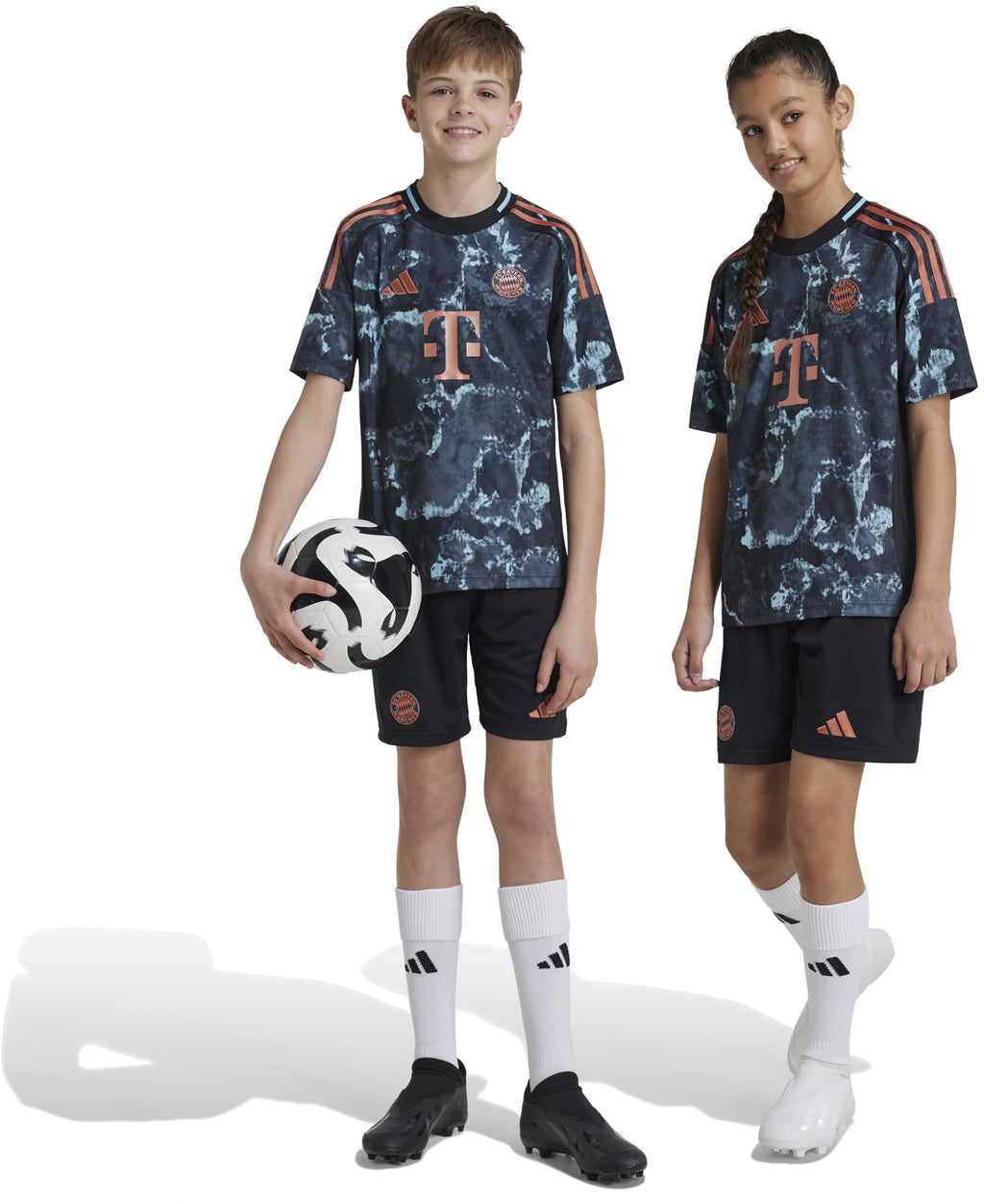 FC Bayern München 24/25 kids uitshort