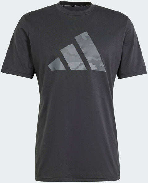 Train Essentials Seasonal Brand Love Camo t-shirt