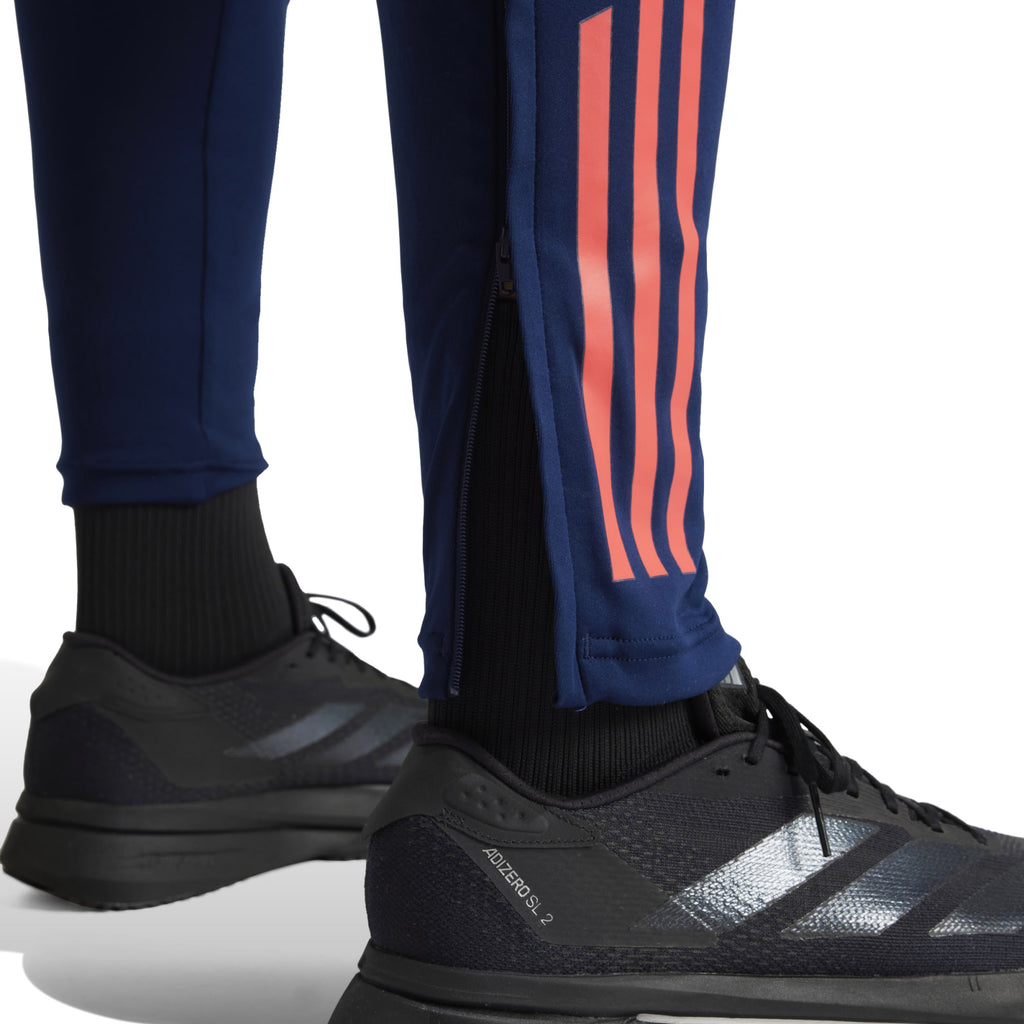 Manchester United Tiro 24 trainingsbroek