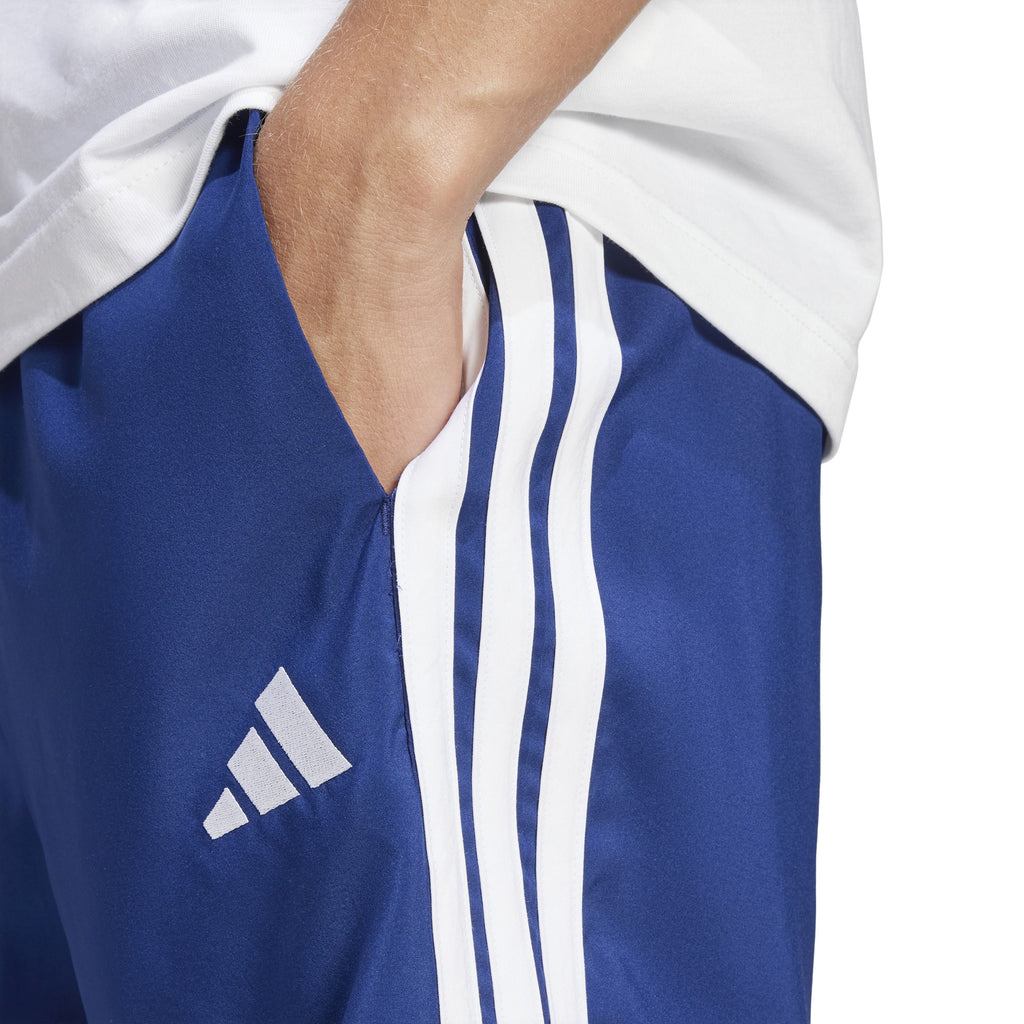 Essentials 3-Stripes Chelsea short