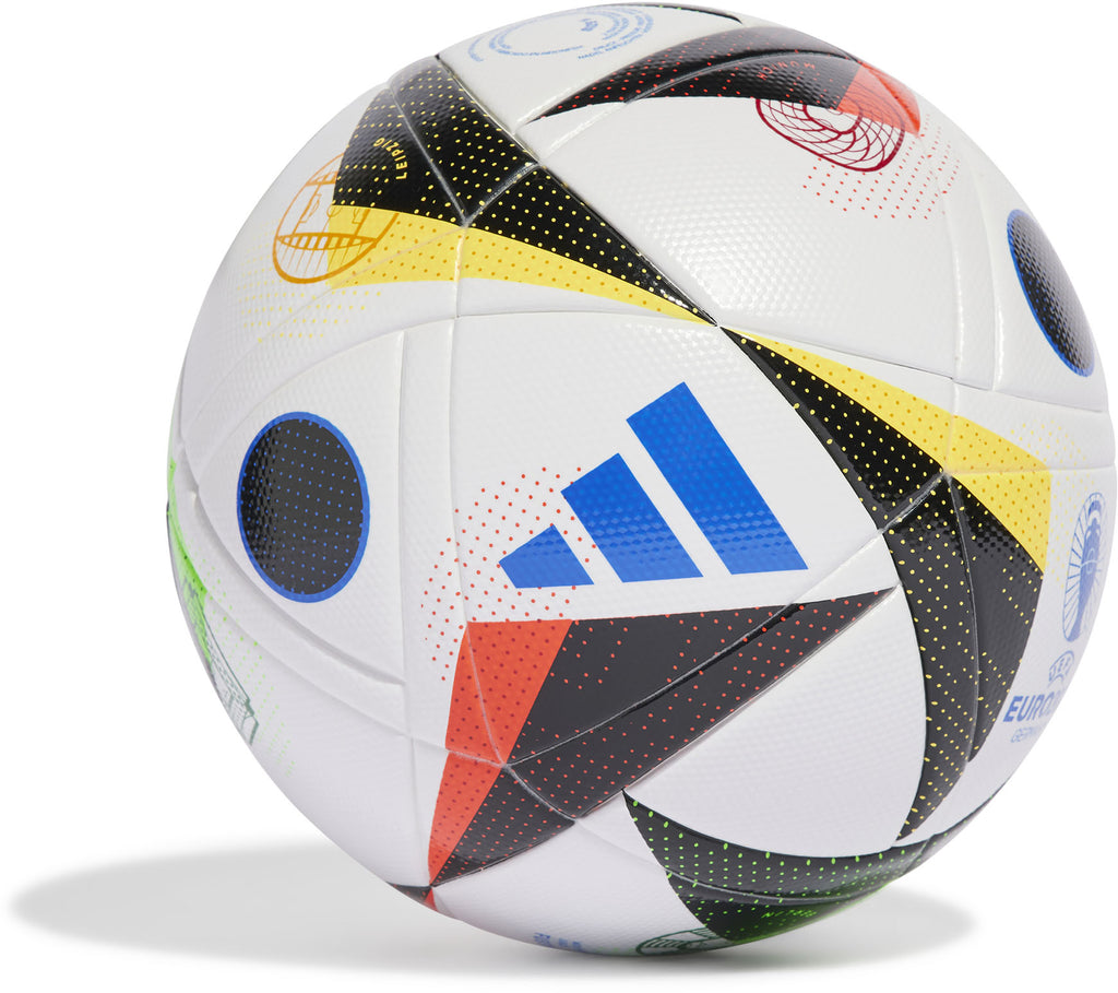 Fussballliebe League voetbal