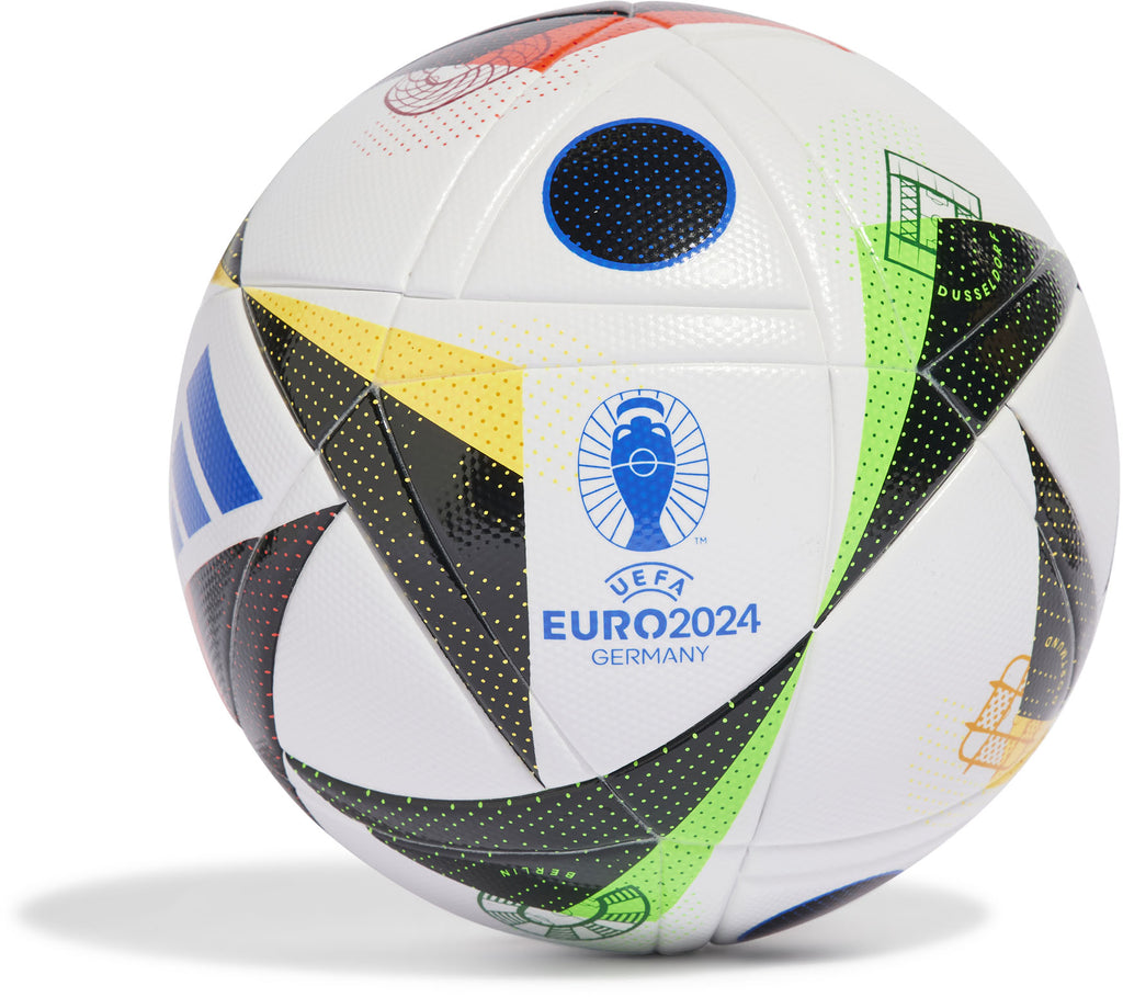 Fussballliebe League voetbal