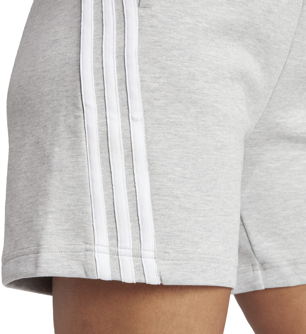 3 stripes short